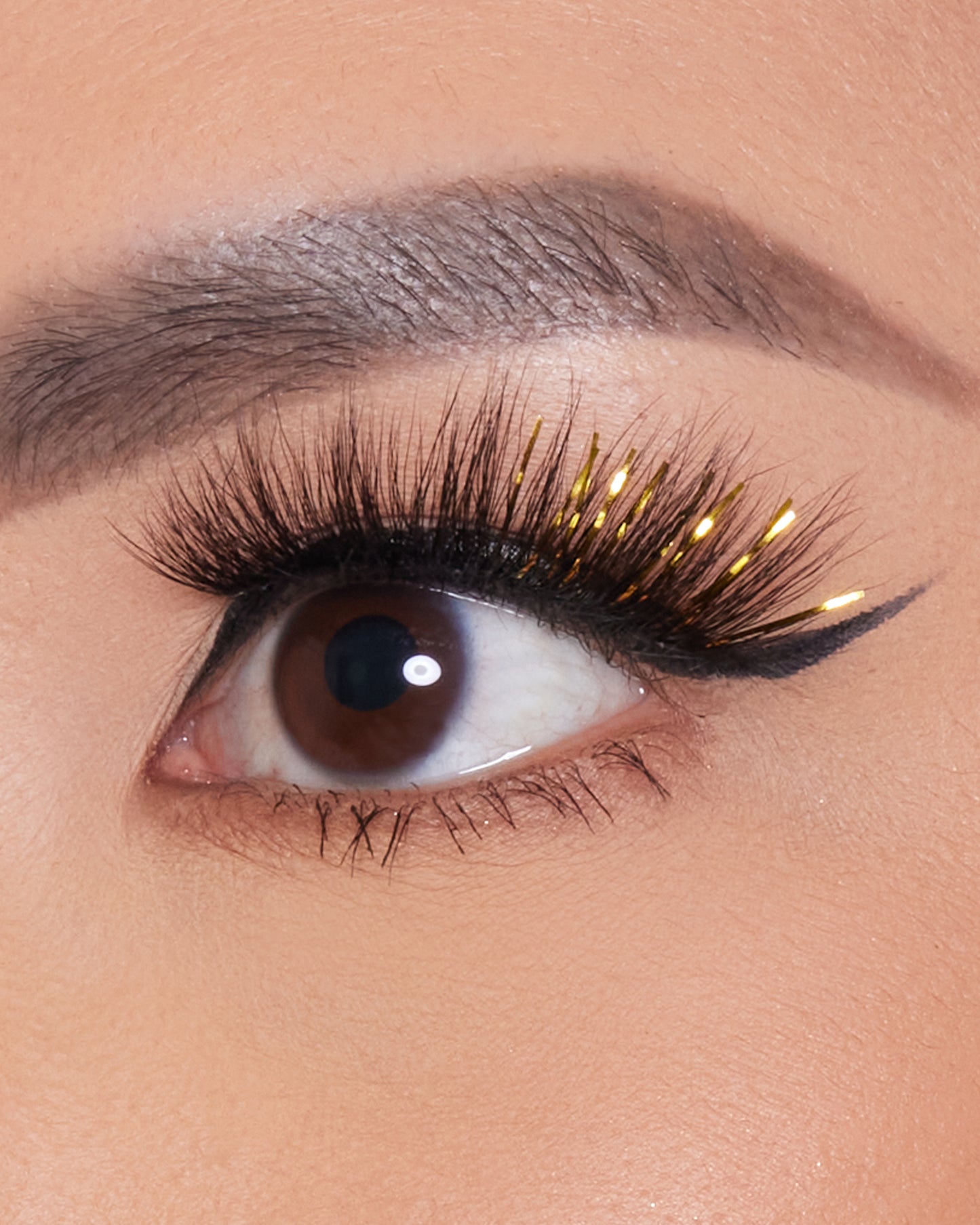 Lilly Lashes | Faux Mink Tinsel Lashes | Merry & Bright | Eye Crop