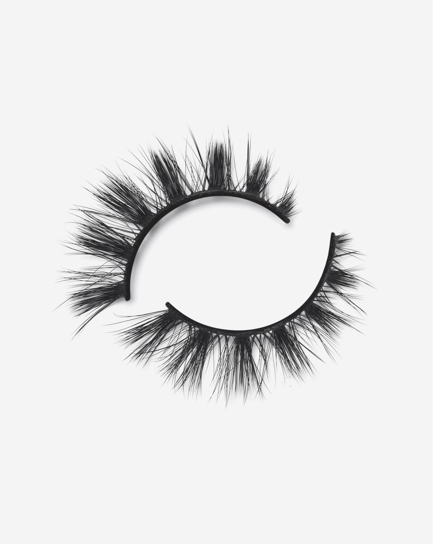 Lilly Lashes | Self Adhesive | GoGetter | Lash Round