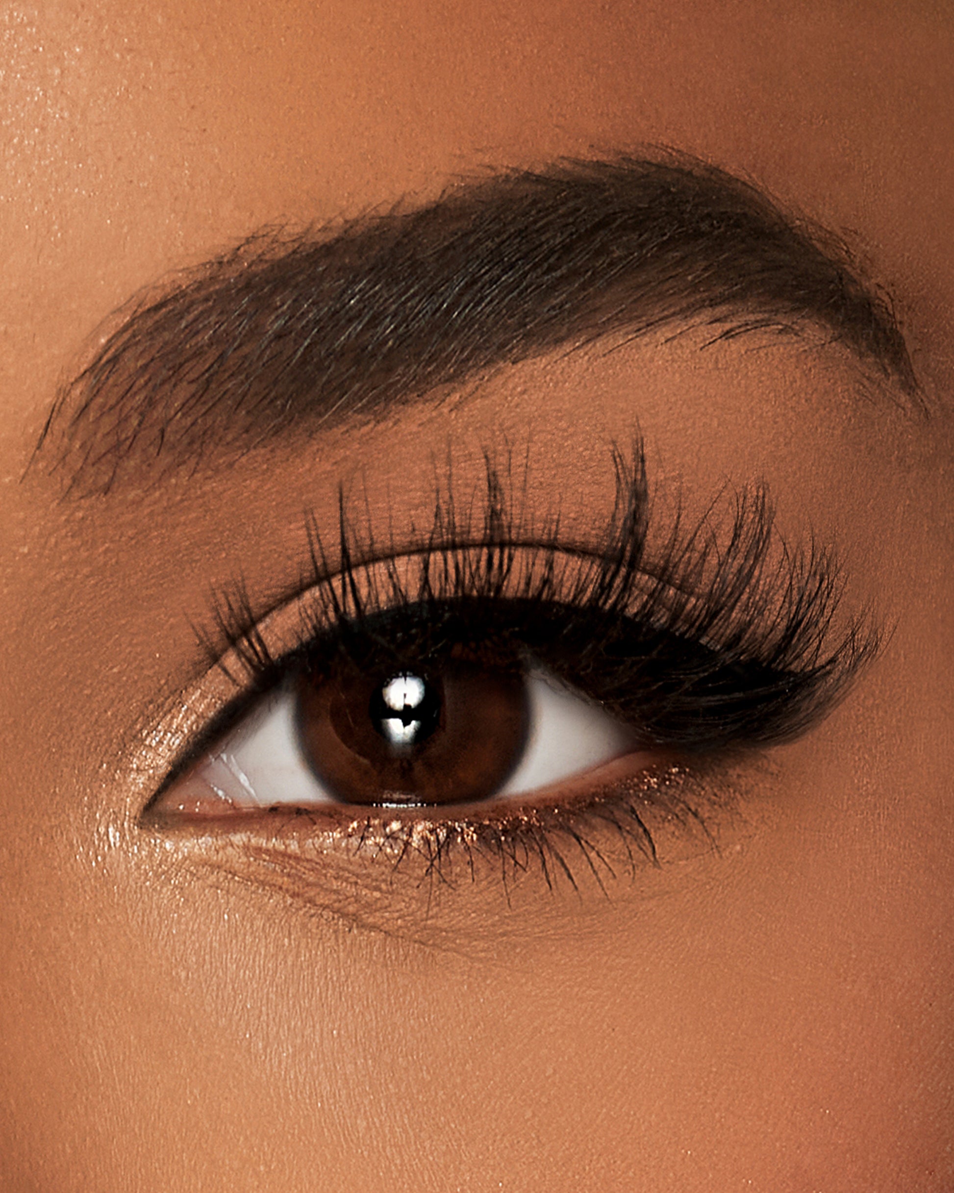 Lilly Lashes | Click Magnetic | Irreplaceable | Eye Crop