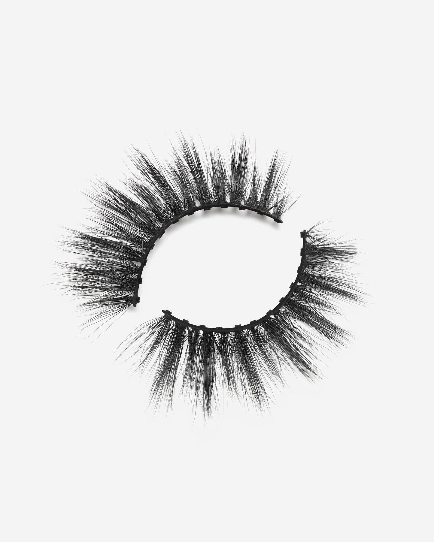 Lilly Lashes | Click Magnetic | Miami Flare